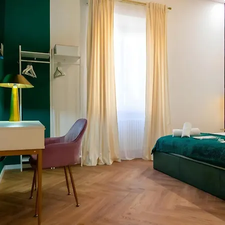 Apartment 3 Suites, Freestanding Tub, Xl Luxury Rome