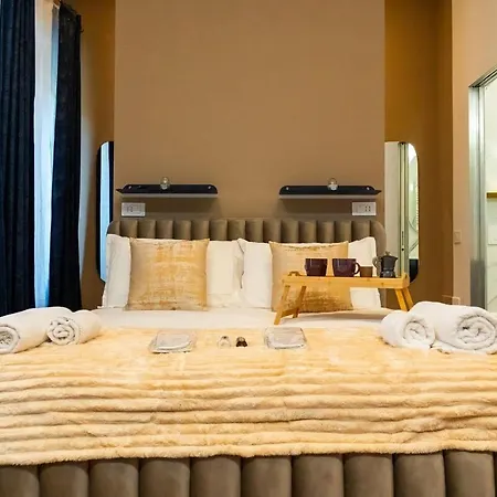 3 Suites, Freestanding Tub, Xl Luxury Rome