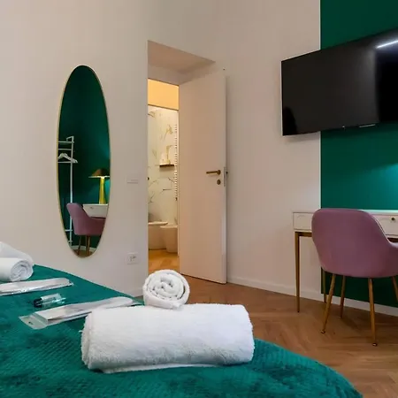 3 Suites, Freestanding Tub, Xl Luxury Apartment